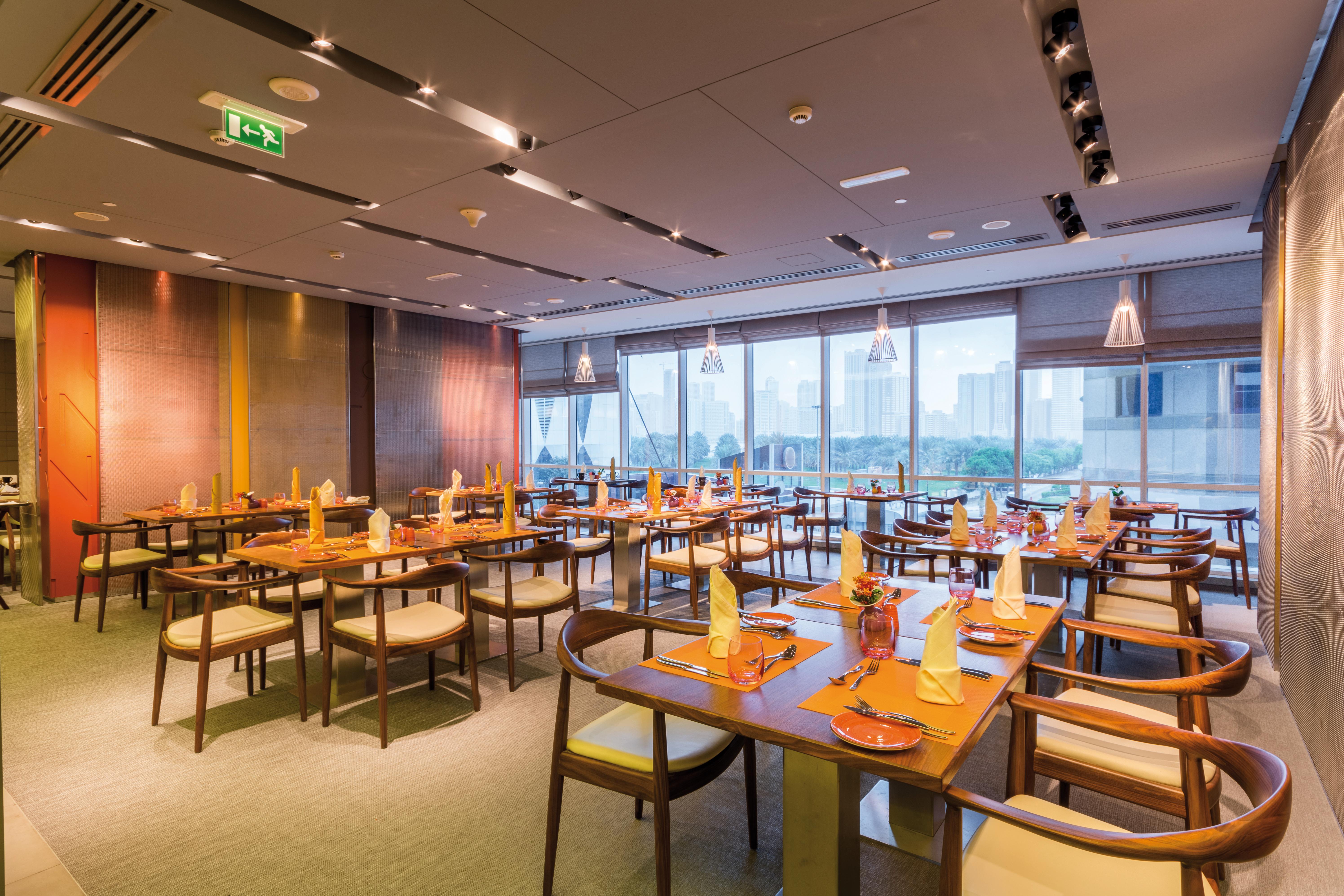 ザ アクト ホテル シャールジャ シャルジャ エクステリア 写真 The restaurant
