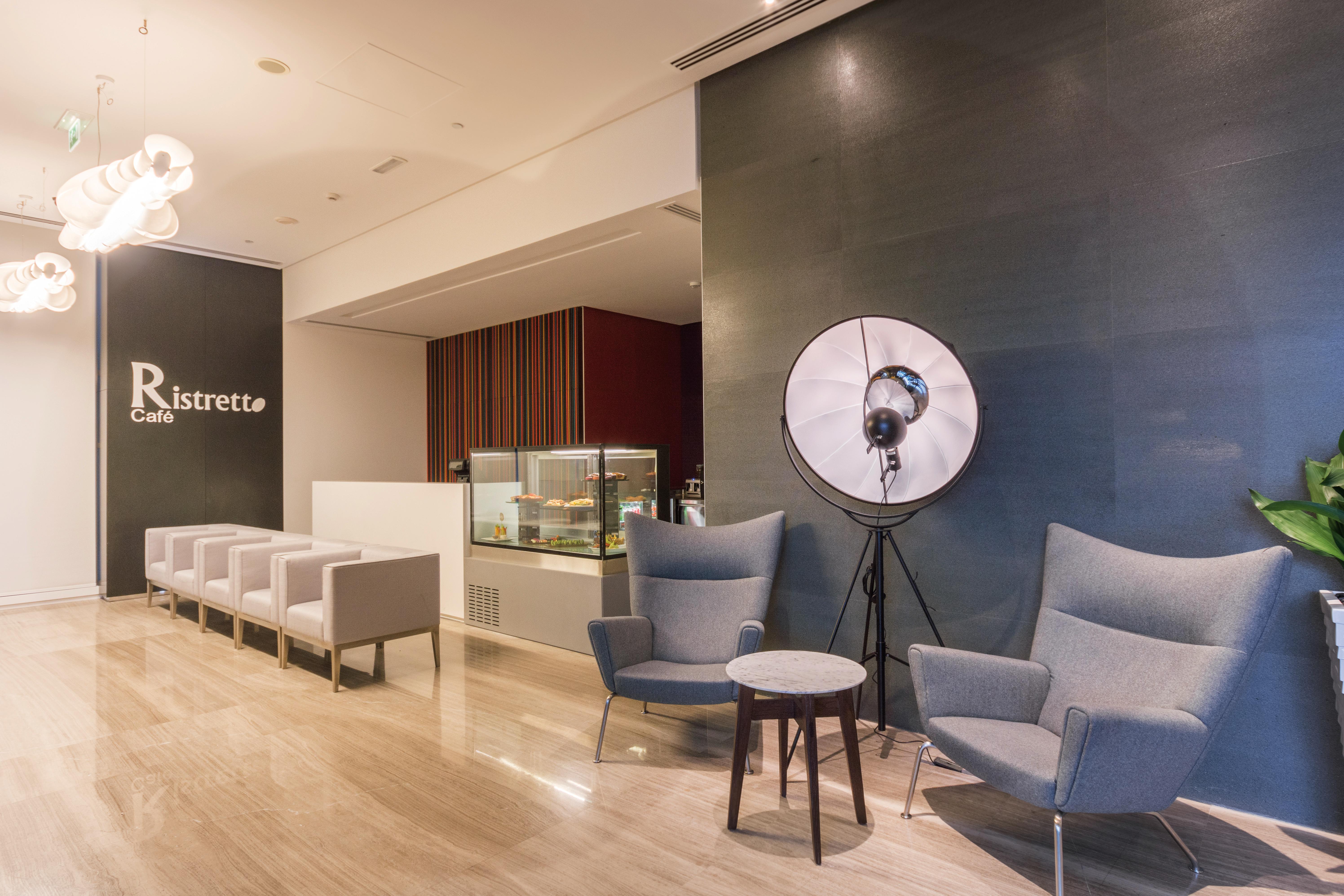 ザ アクト ホテル シャールジャ シャルジャ エクステリア 写真 Ristretto Lounge at KLIA