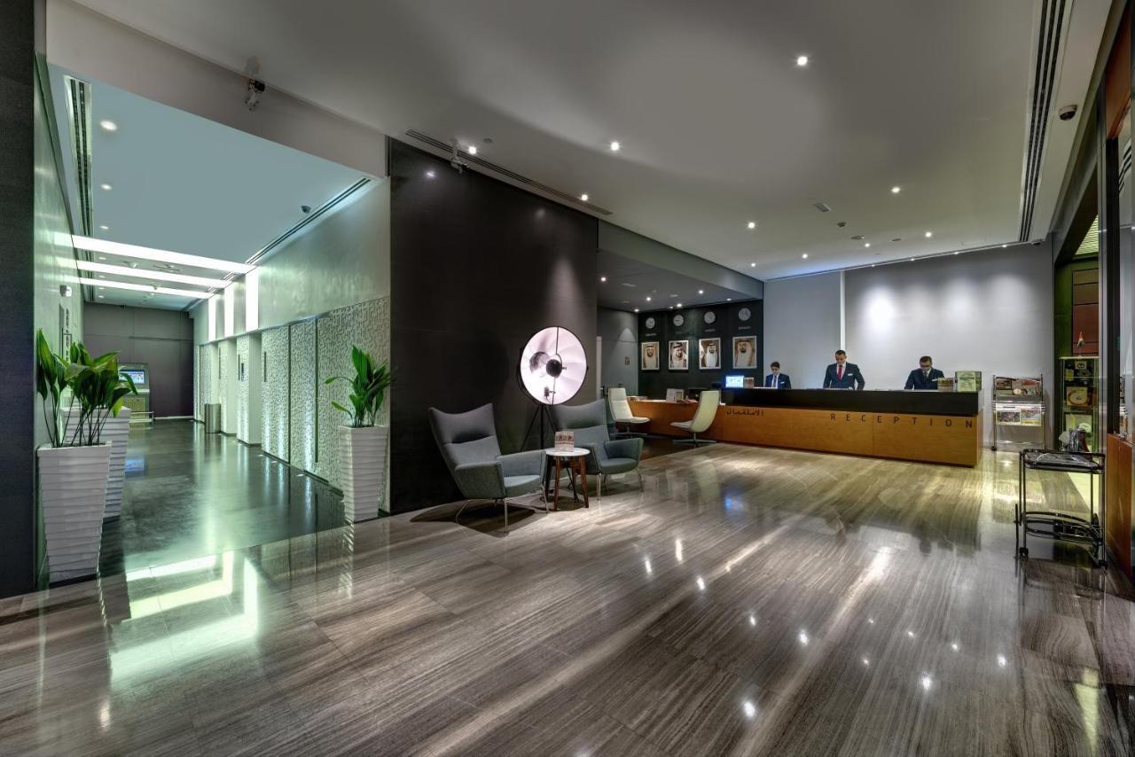 ザ アクト ホテル シャールジャ シャルジャ エクステリア 写真 The lobby of the hotel